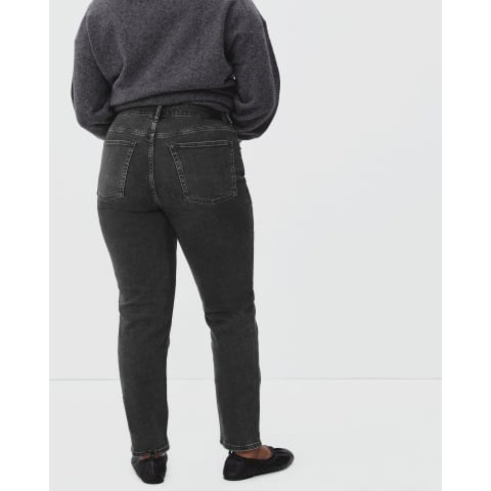 Everlane The Curvy Cheeky Straight Jean Stretch Washed Black Size 34 - Picture 4 of 10